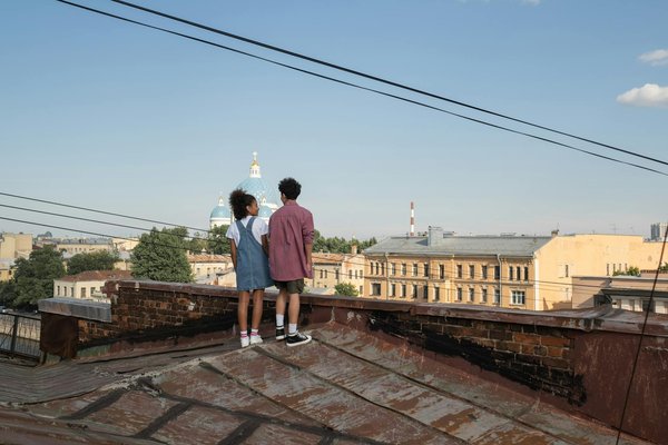 Discover UK Campsites with Enriching Historical Tours and Engaging Talks